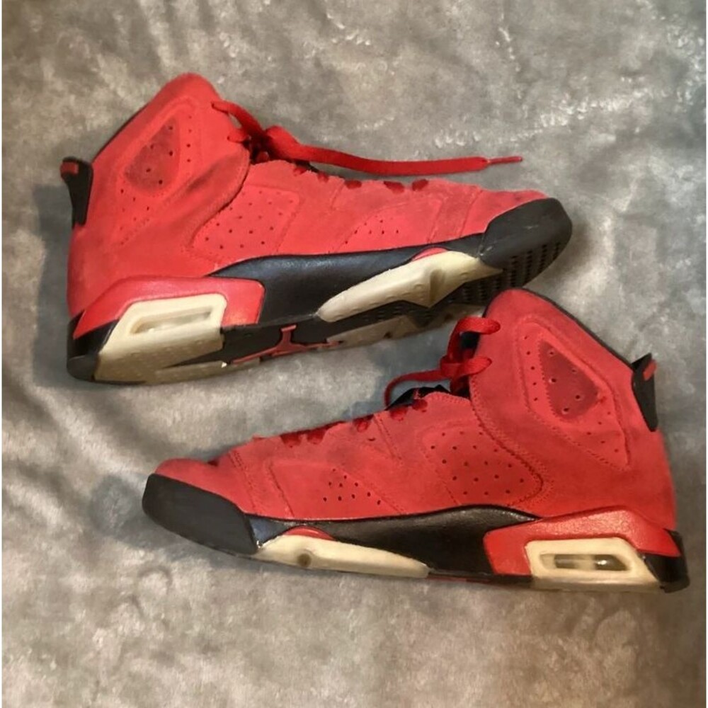 Red & Black Suede Air Jordan 6 Retro Youth High Top Sneakers Size 6Y